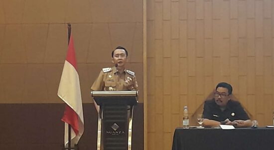 Pj Bupati Bekasi Dani Ramdan menggelar Rapim Evaluasi Anggaran di Nuanza Hotel, Cikarang Selatan, pada, Selasa, (20/09/2022).